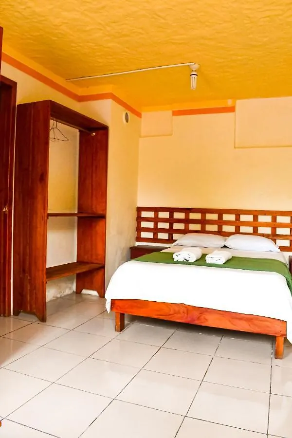 Galapagos Dove Hotel Puerto Ayora  Guest house
